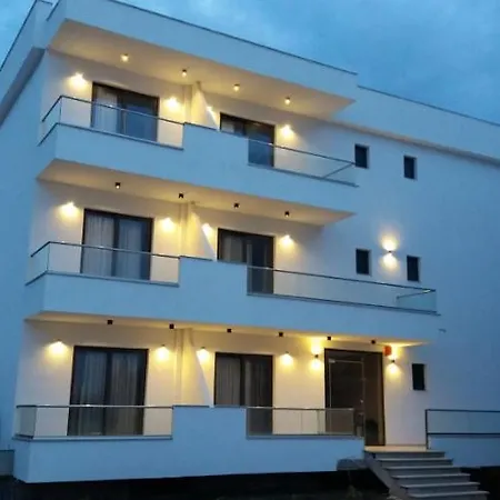 فندق مبيت وإفطار Adriatik